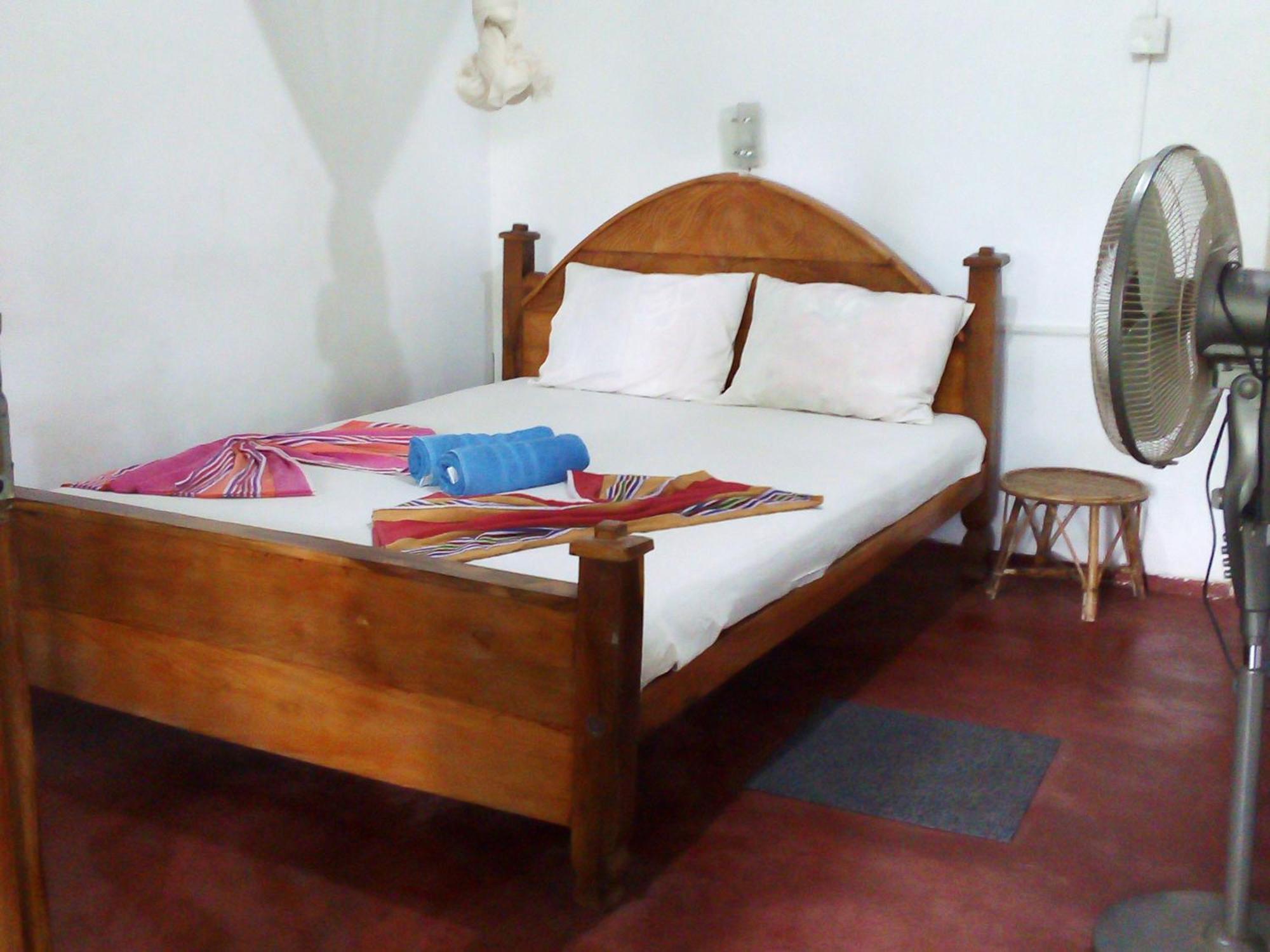 Bandula Home Stay Sigiriya Quarto foto