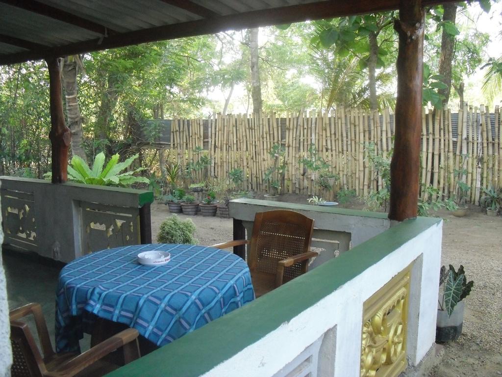 Bandula Home Stay Sigiriya Quarto foto